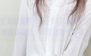 令人窒息的美图更新，51酱又穿上那条神秘的黑婚纱，咋那么有气质呢？