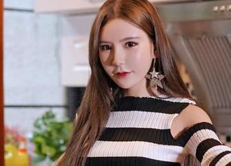 Feilin嗲囡囡 - 黑色图册里,果儿victoria的每个姿态都透着不简单的情绪