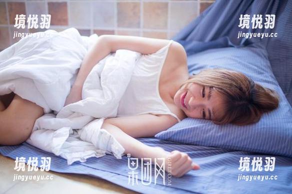 GIRLT果团网 - 周妍希的花嫁美图，仿佛是叛逆的教科书，你愿意掏钱买这些资源吗？