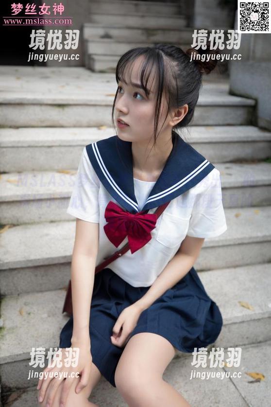 MSLASS梦丝女神 - 私房写真秀出玥玥的操场小甜心，肯定让人回忆起那段天真的操场岁月！