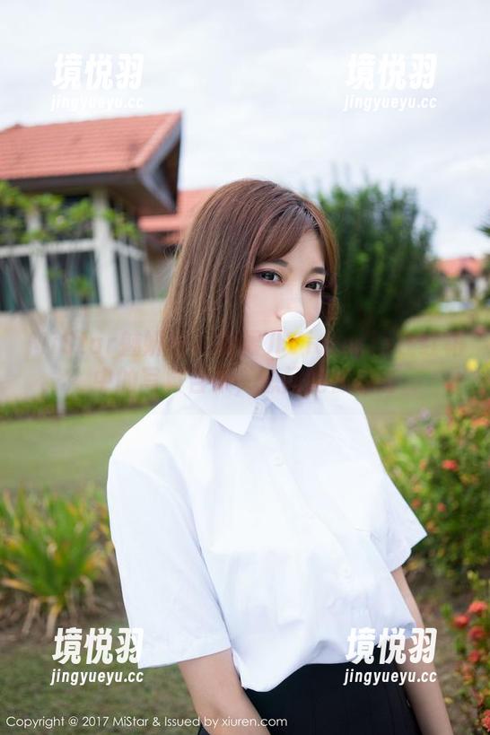 MiStar魅妍社-果儿Victoria MiStar魅妍社 - 看果儿Victoria在红裙中的写真合集,想问她在想啥