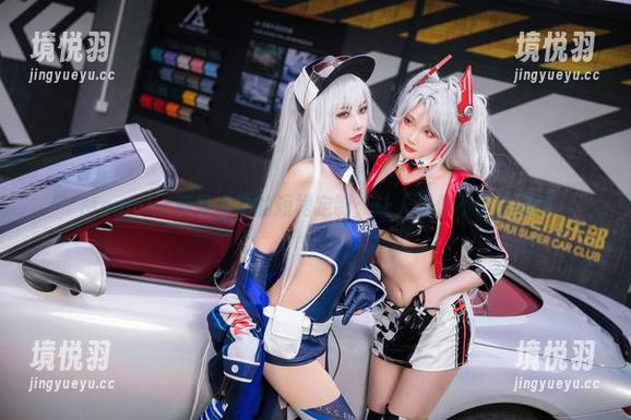 Momoko葵葵 Momoko葵葵和她的短裙定制:让人忍俊不禁的图片