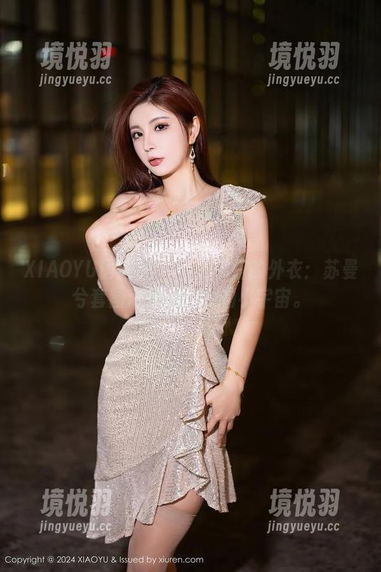 XIAOYU语画界 - 穿上御姐的外衣：苏曼兮套图带你进入她的小宇宙。