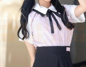 Xiuren秀人网 - 会飞的小虎牙的泳衣套图:这腰线,这色彩,太让人无法自拔了