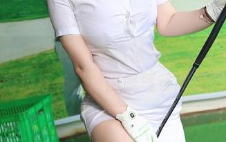Xiuren秀人网 - 精选泳装图集,蛋蛋宝的海边打卡,依旧是气氛制造机!