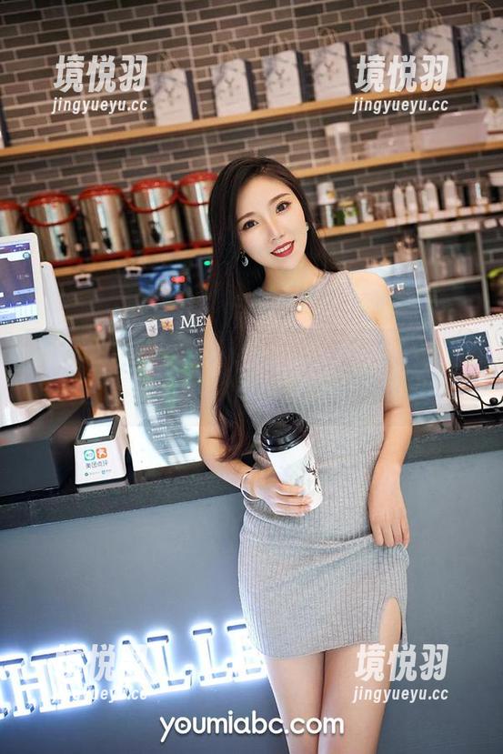 YouMi尤蜜荟 - 小热巴高跟鞋写真，在线欣赏这一副“我和靴子不得不说的事”。