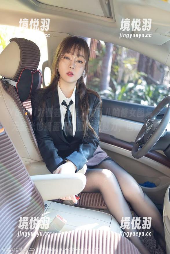 YouMi尤蜜荟 - 哇，朱可儿的修女图集，无圣光也掩盖不了那股子魅力，图解来了！