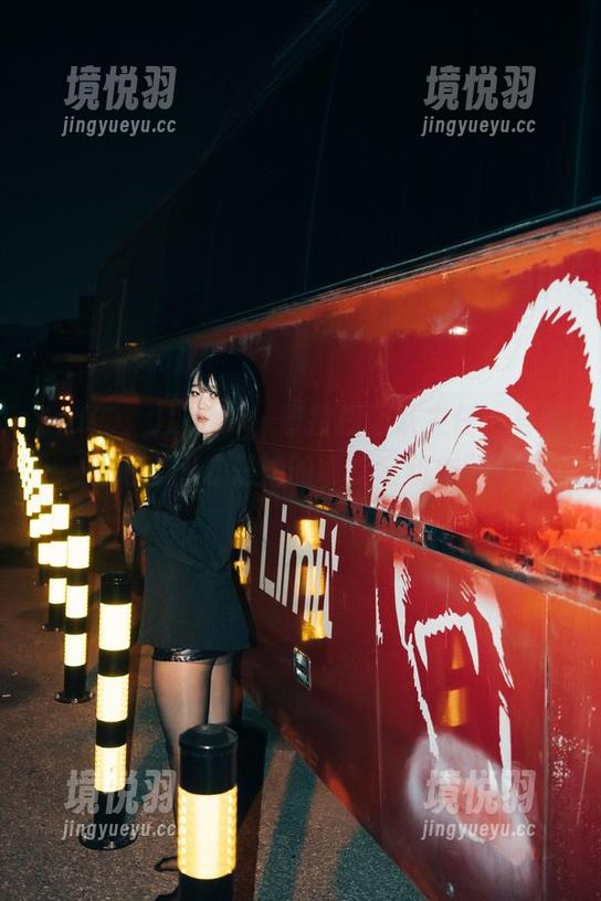 Zia(지아)Loozy–普拉提团队主任，其实私拍套图才是她的“指定动作”！