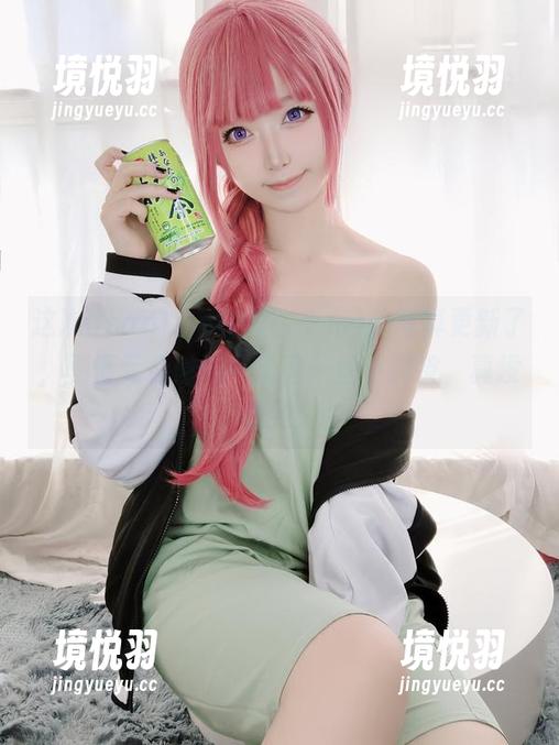 这次asagiriai(爱ちゃん)的写真更新了，剧情元素隐约中透着一丝小调皮，真没想到！