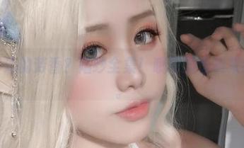 一笑芳香沁的芳香？婚纱全集！哦原图也快来给我瞧瞧。