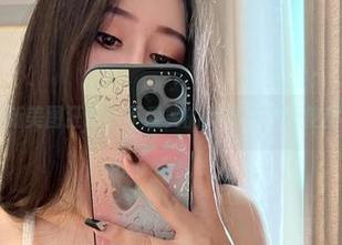 微密圈 - 新美图狂欢！不爱笑的赛琳跨界天使甜到发腻！