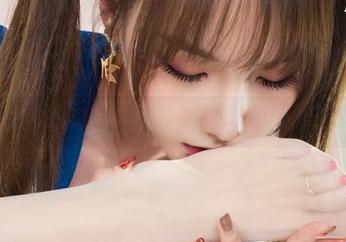 丽柜 - 说真的,璐璐的网袜作品,下载后让人想多看几遍。