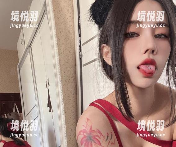 私房写真之今汐：OL制服，谁说职场只能干巴巴？