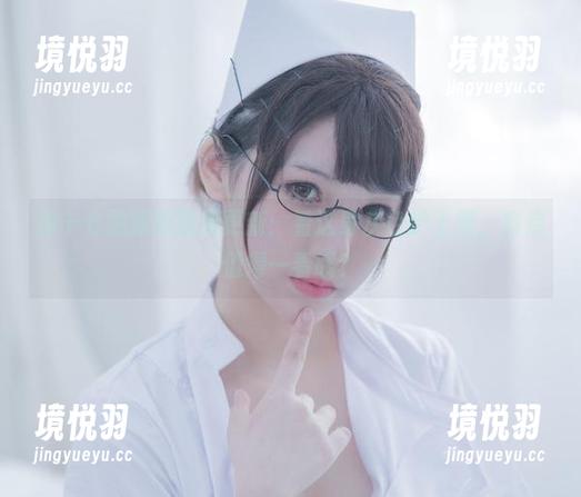 你十七鸽新版图集更新：看这身灰色护士服，有点值得一看哦？