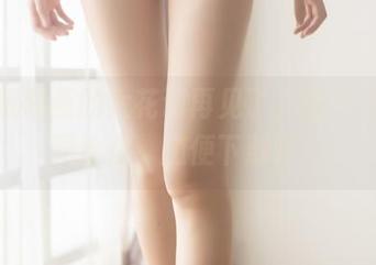 跟兔玩映画的六花说再见了,留下这张美图给你,随便下载吧!
