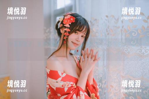 千反田鹿子，泳池这组图片里有点懒散的美......精选过的，每一眼都是新发现。