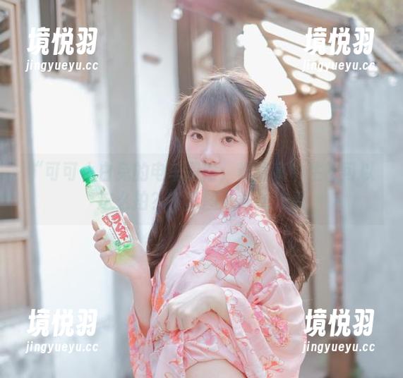 “可可小白兔的电车冒险：谁说高中生不可以这么拍？”套图下载抢先看