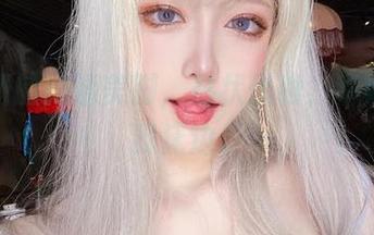 啾小妍的高清美脚,形状优雅,幸好不在我床边。