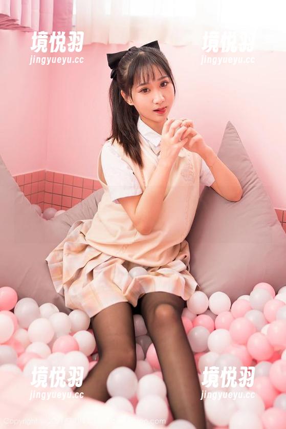 嗲囡囡 - 樱桃小犊子盛装出镜，双人写真全集，别问，就看吧！