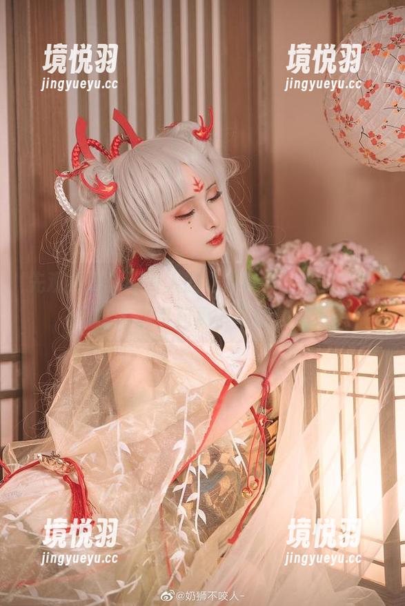 先观看奶狮不咬人的“雨师”，想知道合集能不能引起鼻子里的共鸣？
