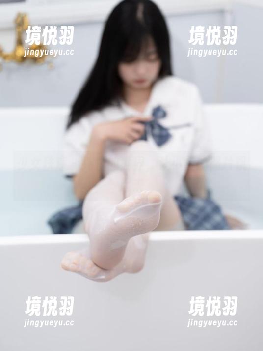 少女秩序 - 纯白的世界，让小鱼的照片飘起来