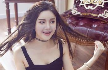 尤物馆 - Cris_卓娅祺的透明时刻:私拍图包里藏了啥?