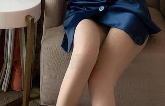 尤蜜荟 - 定制图片:没想到Carol周妍希要真正角色扮演天使?这仗义不硬气啊!