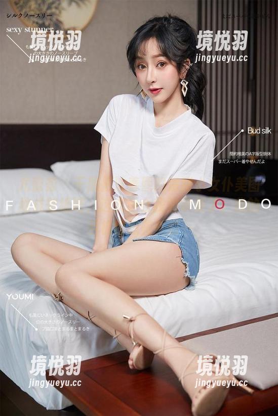 尤蜜荟 - 干脆把沈善熙的清甜小女仆美图做成壁纸吧，这太适合我的审美了，我的手机也想美美的…