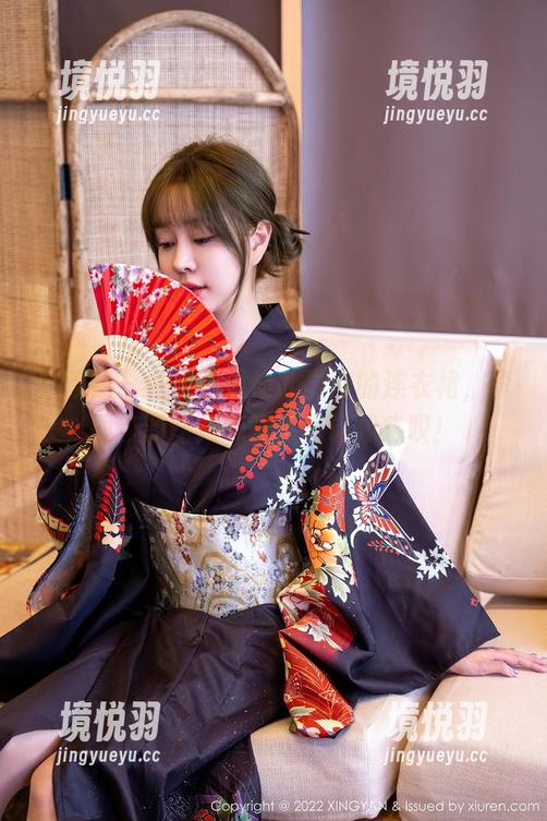 星颜社 - 从未见过如此显瘦的连衣裙，李丽莎的图片和资源真让我感叹！
