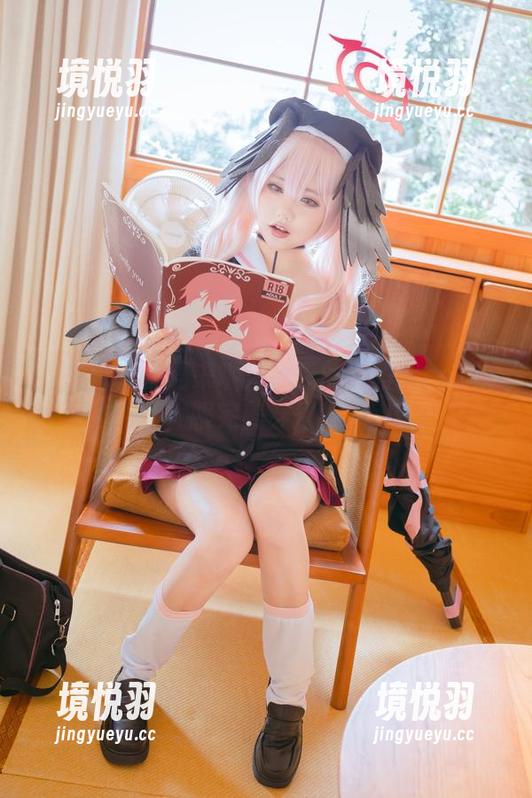 是一只熊仔吗来啦：今天的课程是cos校服完美穿搭！