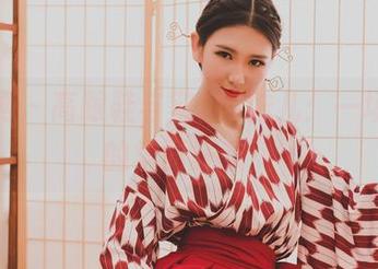 果团网 - 高跟鞋与蜜桃Q妹儿:一场美图的华丽狂欢!