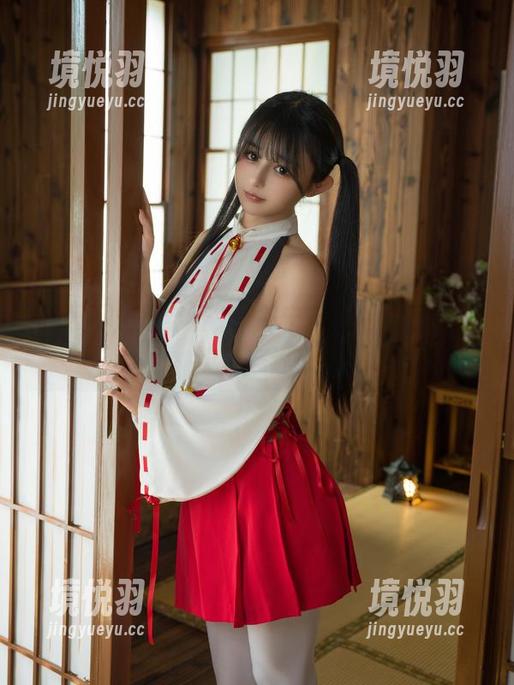 礼服不止是穿着，桜井宁宁的福利照让人流连忘返。