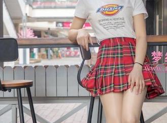 梦丝女神 - 萤仙女的最新写真,竟然让人联想到仙女的芭蕾舞呢!
