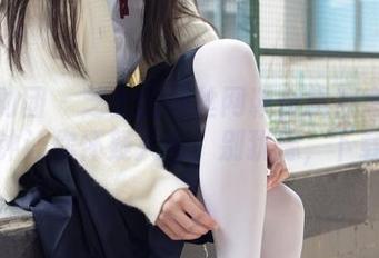 森萝财团 - 芝士的白丝网鞋合辑?高清得分分钟让你怀疑人生,别犹豫,下载吧。