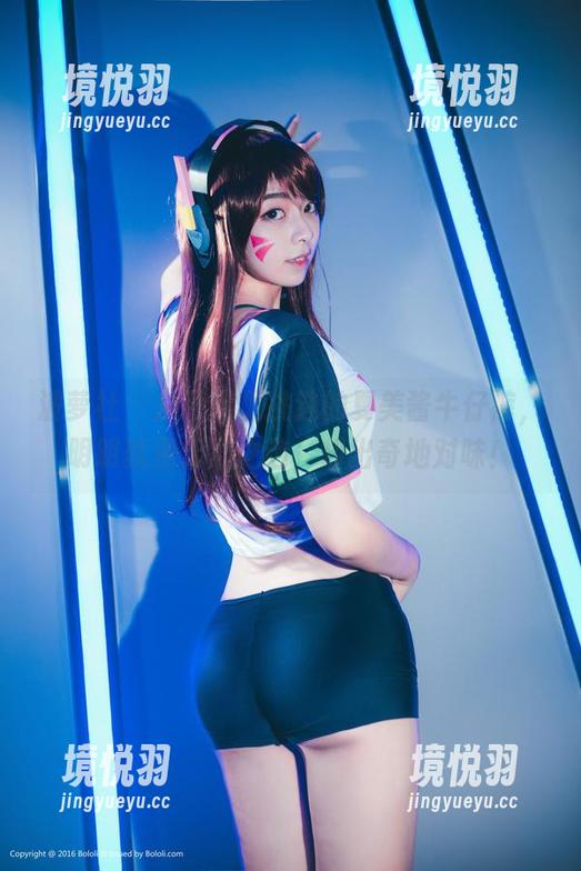 波萝社 - 从图库里挑选的夏美酱牛仔裤，明明就是无心之选，却出奇地对味！