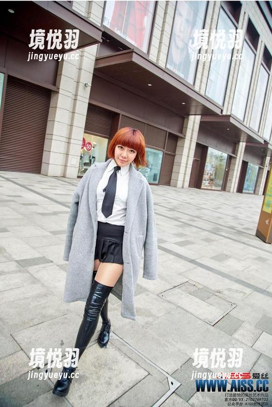 爱丝-瑶瑶 爱丝 - 瑶瑶,礼服照片让我不小心偷开了女生的‘闪光模式’