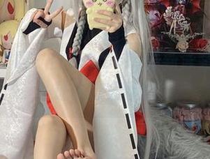 准备好了吗?白栎Shirly最新泳装写真集,让人欲罢不能!