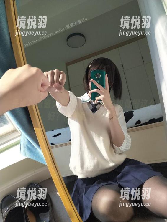 是谁把眼酱大魔王w的女神图包做得这么好？我决定下载了！