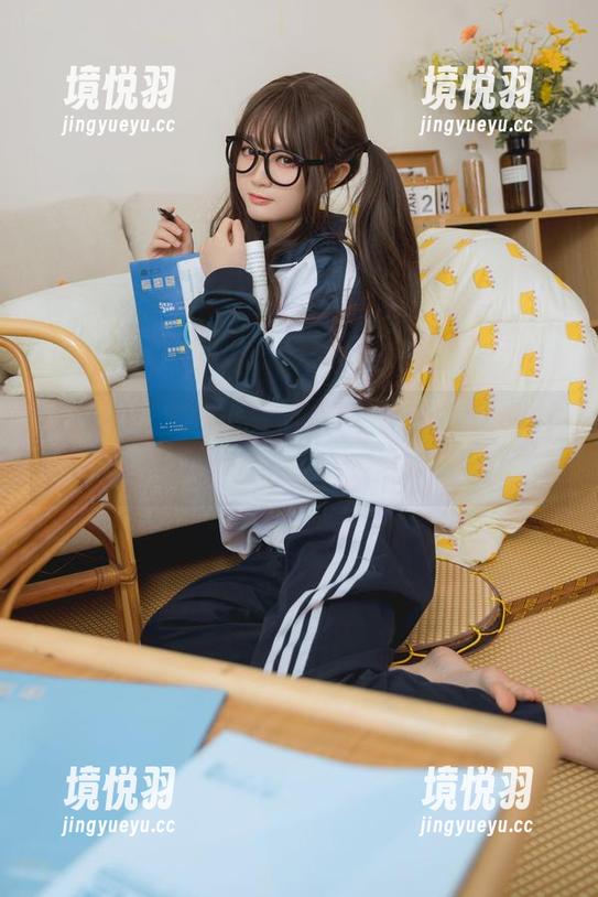 一场浴室里的小骚动，神沢永莉图包分享瞬间给你不一样的清新！