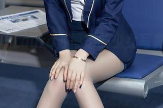 秀人网 - Laura苏雨彤的少女写真,真假都在其中