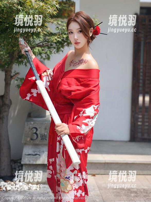 秀人网 - laura阿姣的肉丝：翻开美图下载的新篇章，绝对会想赞的！