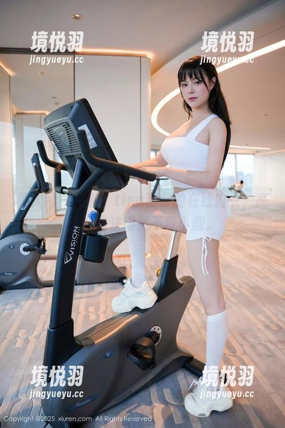 秀人网 - 更新！tina甜仔的在线内衣，高清的魔法果然不可小觑。