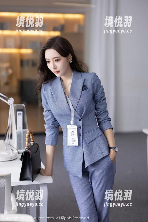 秀人网 - 夏旖诺的学妹图包，无圣光的真相，谁柔谁秀？