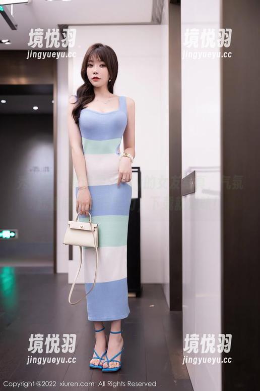 秀人网 - 夏诗雯Sally的女友写真，气氛就像融化的巧克力，下载就对味！