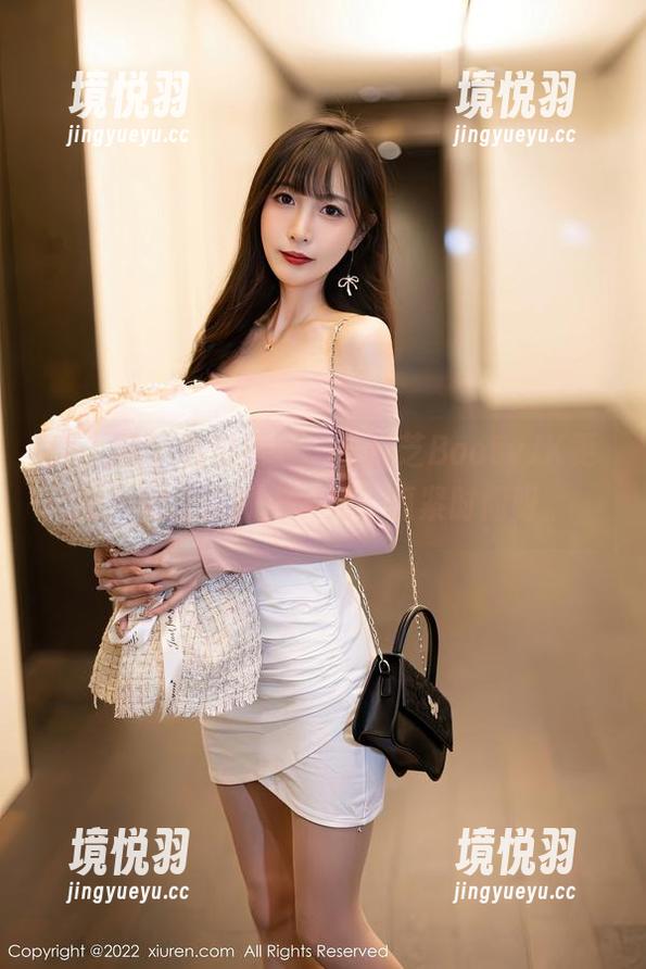 秀人网 - 看过原图，徐莉芝BootyJK更新一定让你眼前一亮，抓紧时间呀。