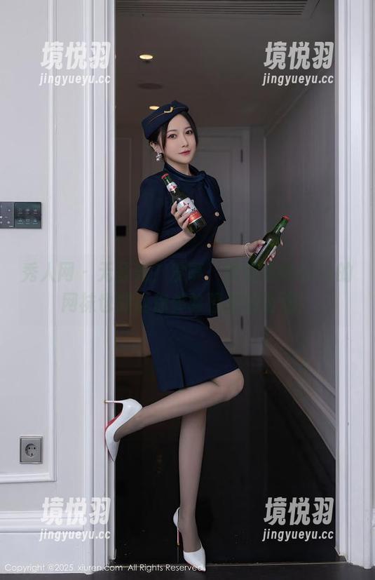 秀人网 - 无圣光？没事，顾楚楚Maily的网袜也能让你体验温柔的诱惑！