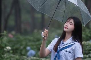 秋山AkI给我来个白色,无圣光成就了哪些神奇?