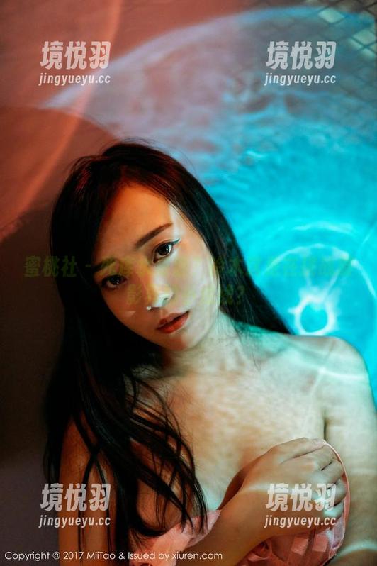 蜜桃社-铃木 蜜桃社 - 死库水资源?铃木这是在挑战摄影界的小底线?