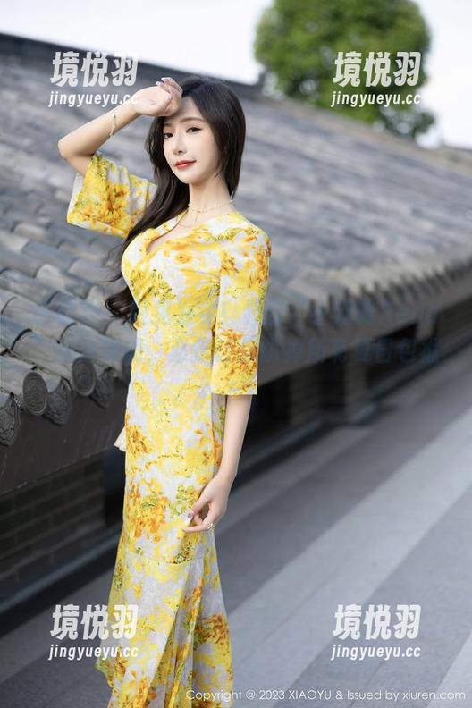 语画界-小海臀Rena 语画界 - 眼见为实!最新“小海臀Rena”泳池图册,必定让你扒掉所有夏日包袱!