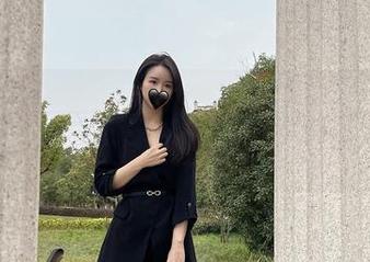 微密圈 - 软妹小九九的粉色睡裙,原图更新,视觉上疯狂游荡了一圈。
